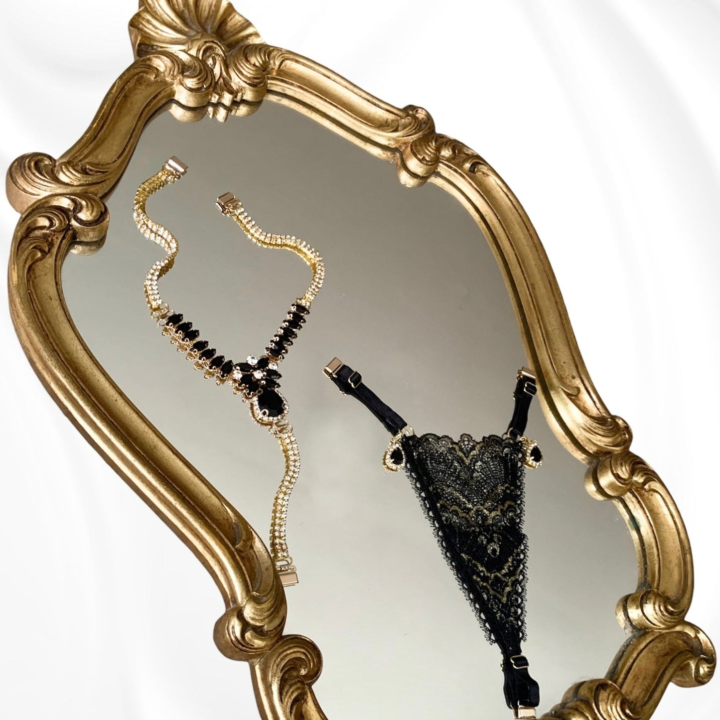 string bijoux magnétique- dentelle noir & doré